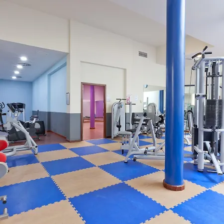 Adrian Roca Nivaria Otel