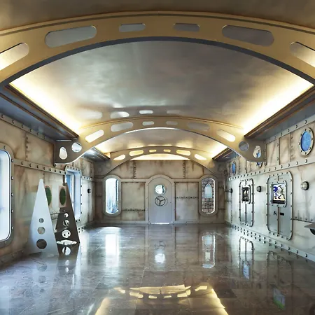 罗卡娜微瑞雅阿德里安酒店 酒店 阿德耶