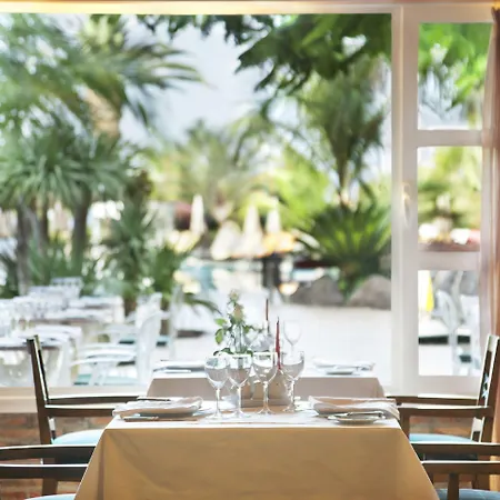 Otel Adrian Roca Nivaria 5*