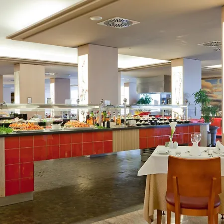Adrián Roca Nivaria Hotel 5*
